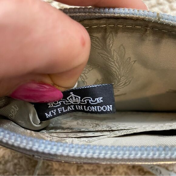 My Flat in London Silver Sparkly Small Bag with Detachable Silver Strap - Picture 3 of 14